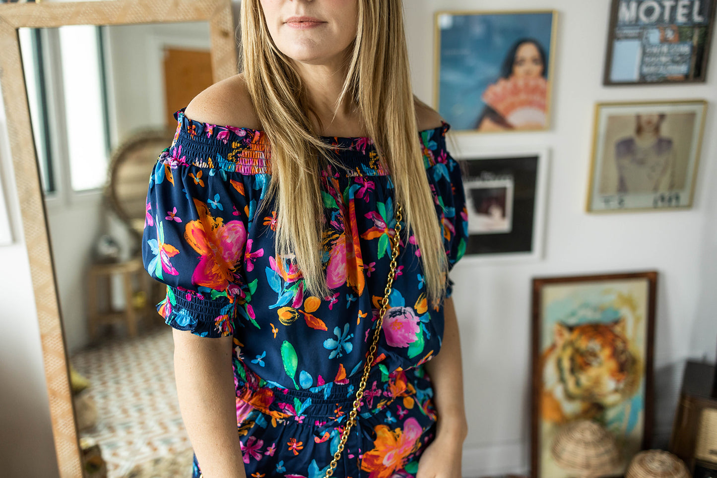 Load image into Gallery viewer, whitley top in navy floral
