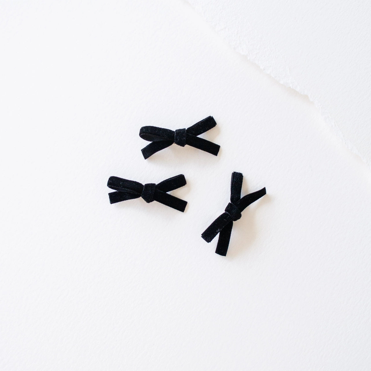 Load image into Gallery viewer, little velvet ribbon hair pin set
