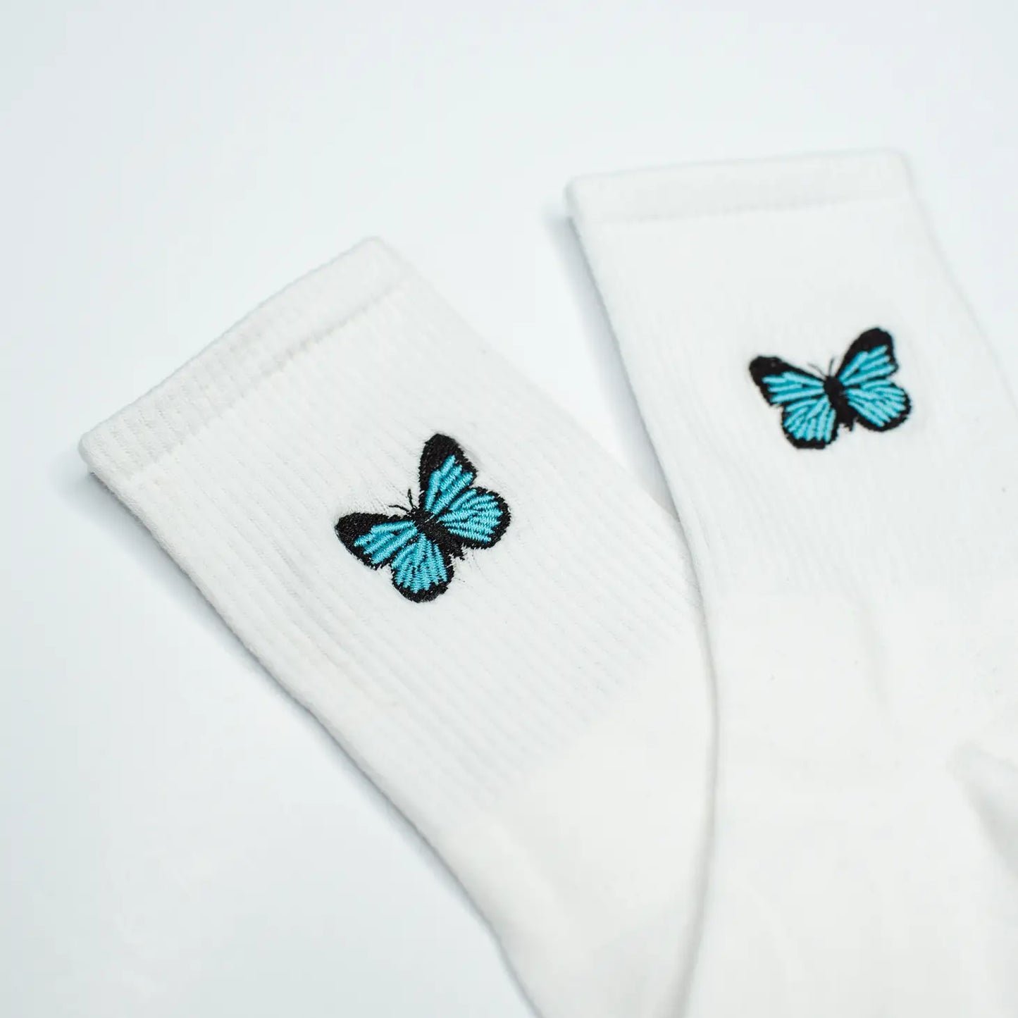 bessie blue butterfly socks