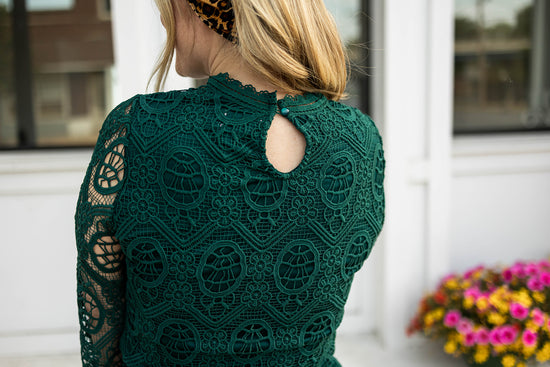 Load image into Gallery viewer, oriane lace top in forest green
