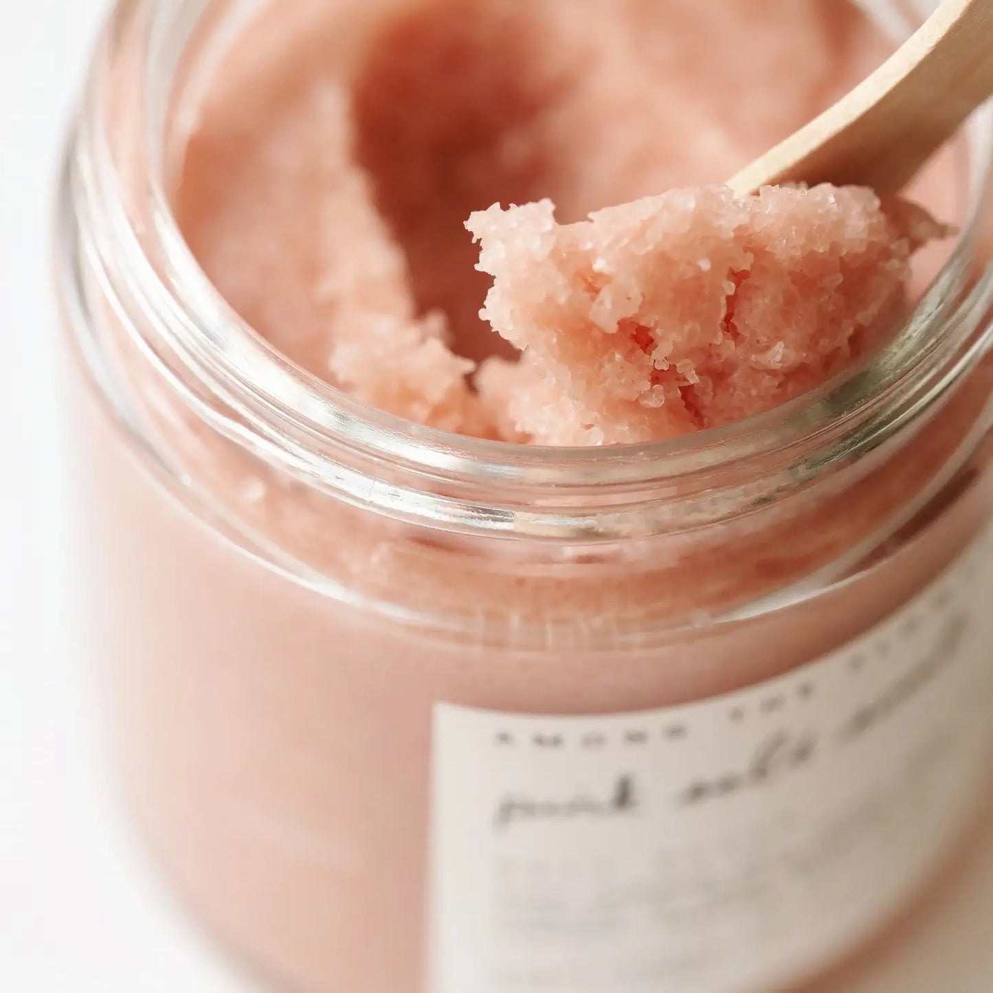 Load image into Gallery viewer, moisturizing whipped salt scrub
