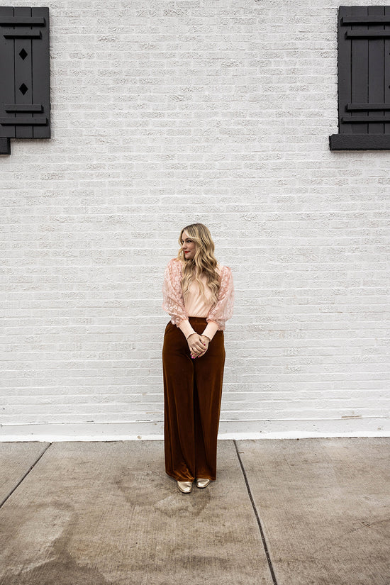 Load image into Gallery viewer, sonny wide leg pant in gold dust velvet
