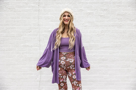 Load image into Gallery viewer, remi velvet cardi in lilac
