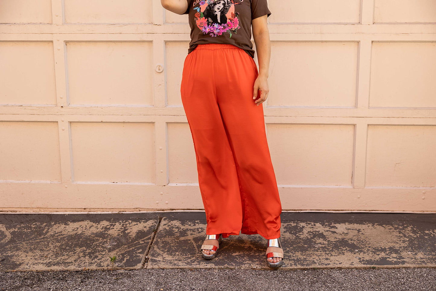 vanetta pants in coral red