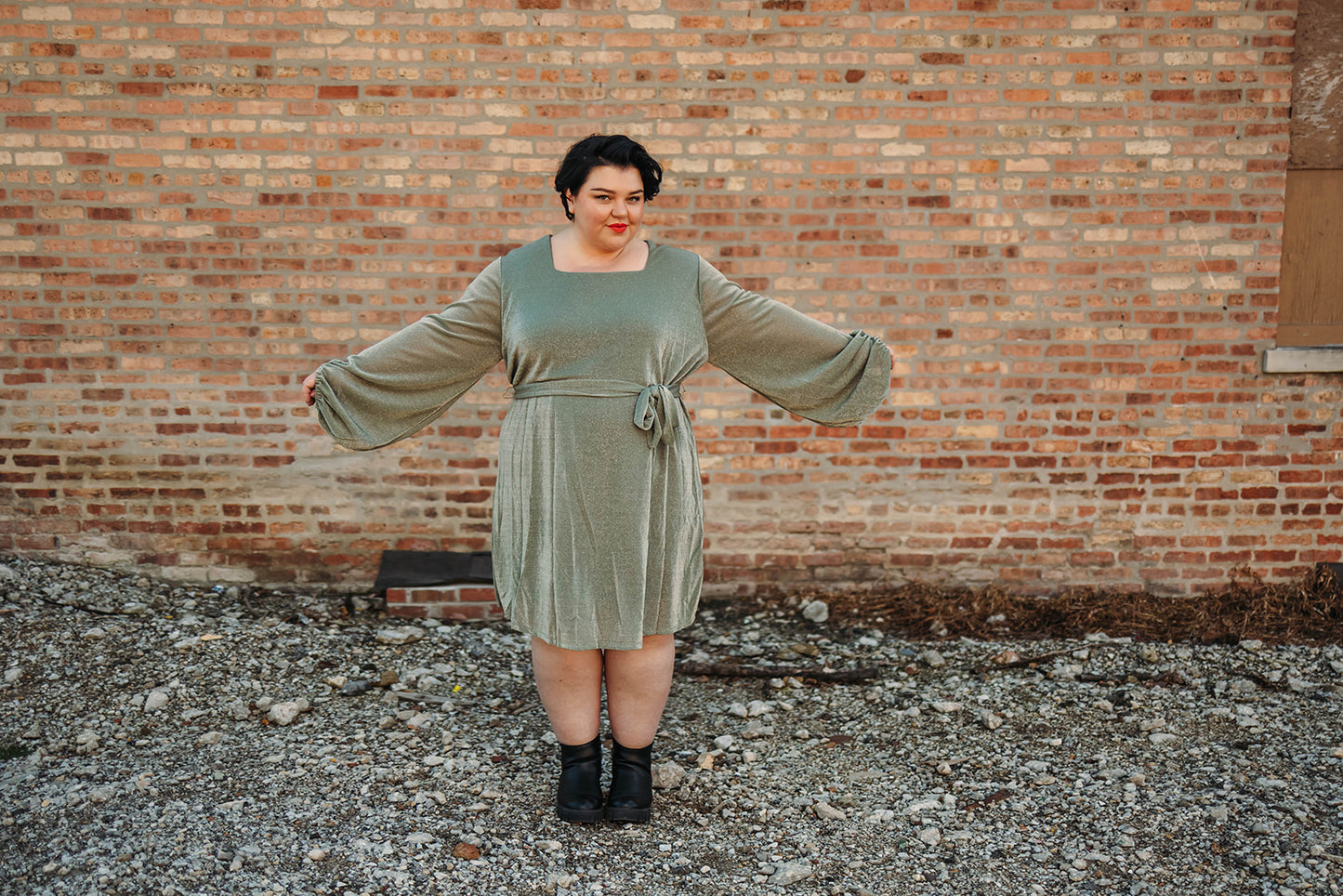 Load image into Gallery viewer, estrella dress in olive
