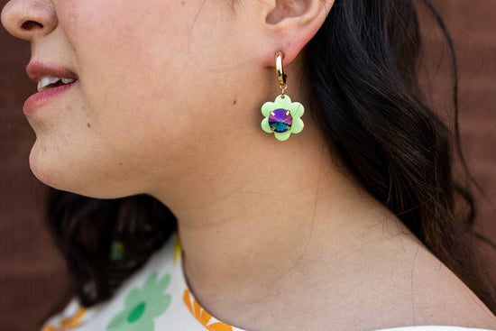 Load image into Gallery viewer, trina earrings in green
