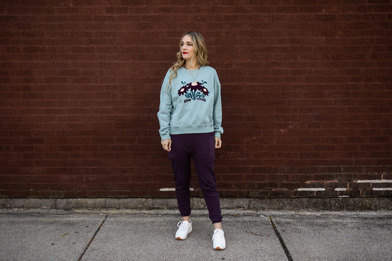Load image into Gallery viewer, grow strong sweatshirt
